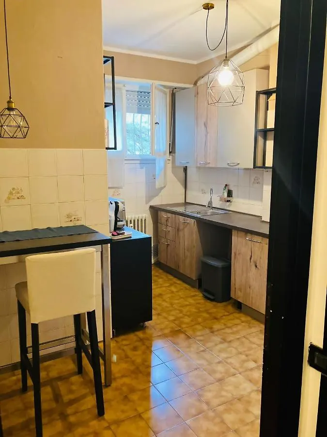 Daire Serra 7 Milano İtalya